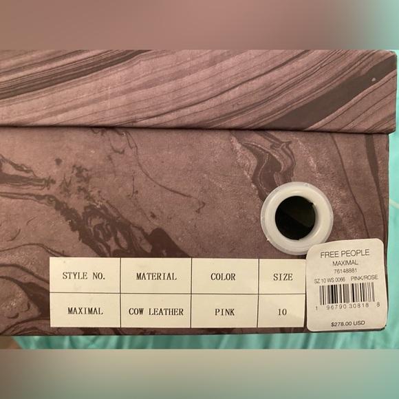 Jeffrey Campbell Maximal Boots - Picture 7 of 9